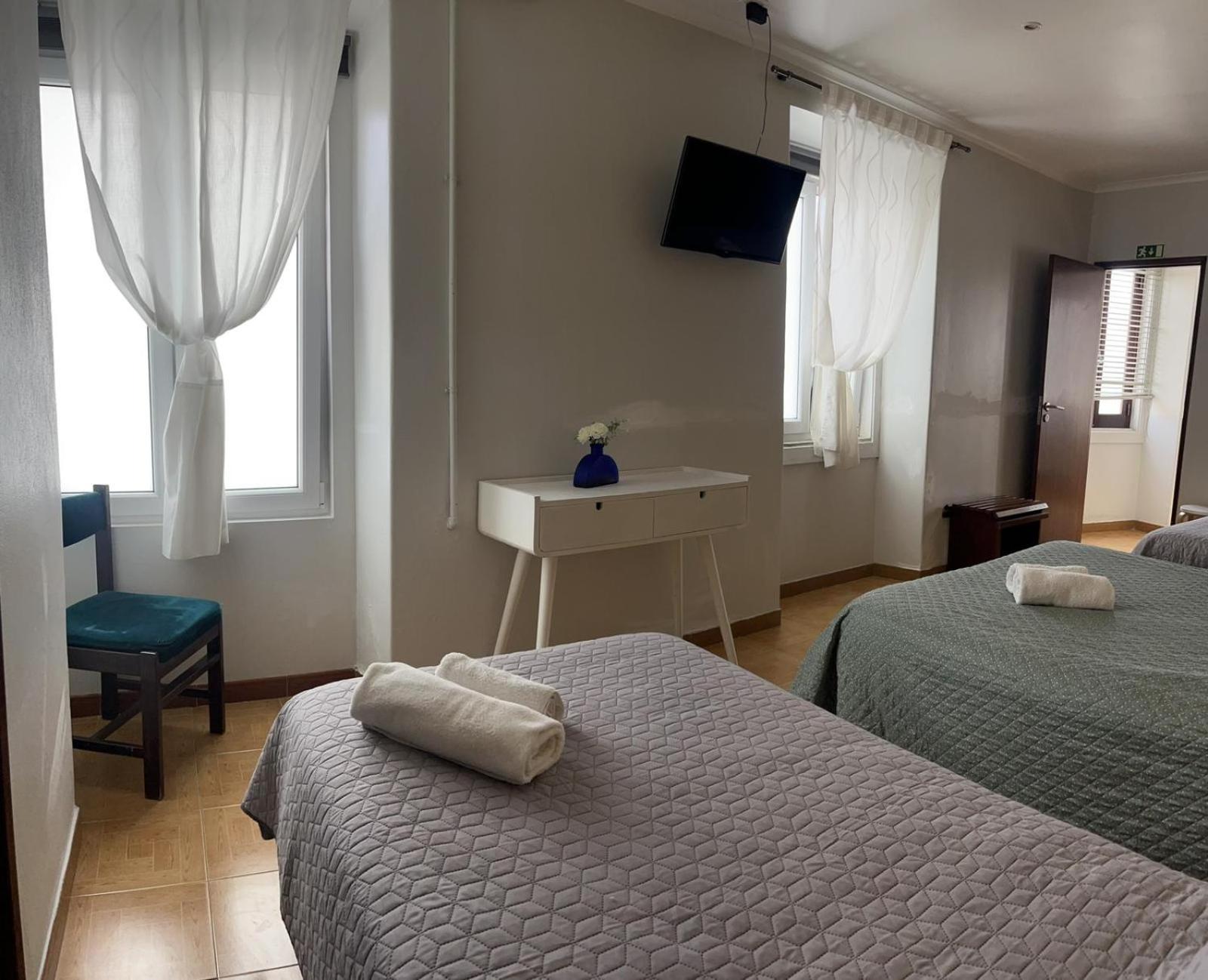 Hotel Residencia Aviz Peniche Zimmer foto
